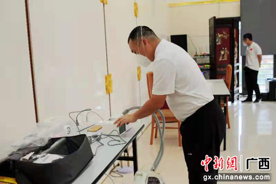 “春苗行动”在继续 海外同胞倍感振奋