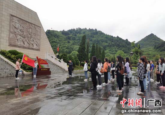 自治区南溪山医院团委组织开展“五四”主题团日活动