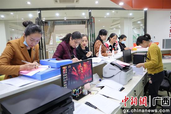 横县开展公益培训让群众在家门口享受优质文化服务