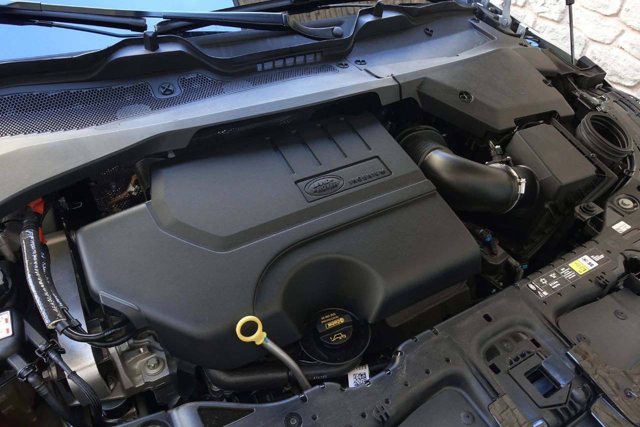 更具活力的新面孔，全新极光L为解决“痛点”而来