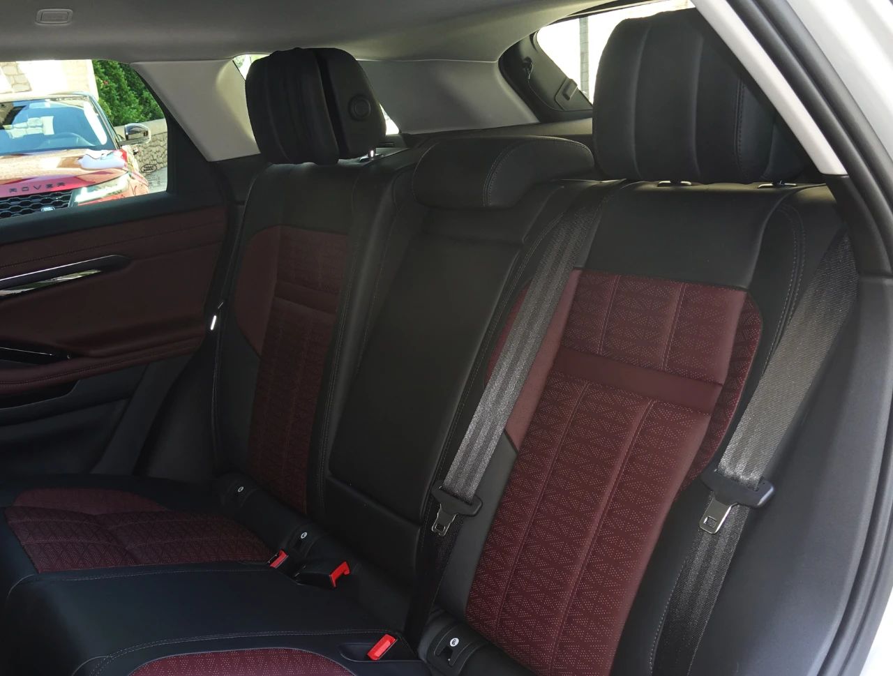 更具活力的新面孔，全新极光L为解决“痛点”而来