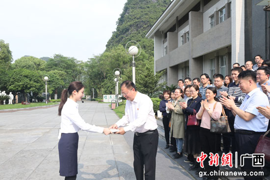 南溪山医院党史学习教育走新又走心
