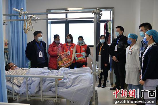 广西国际壮医医院致力扶贫助困着眼乡村振兴