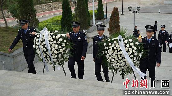 贺州八步公安开展“缅怀革命先烈•传承红色基因”主题活动