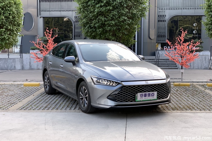降价潮购车指南：10万预算买省油家用车，这4款值得考虑！