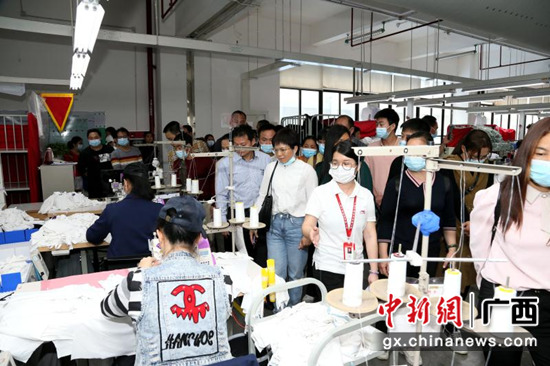广西-东盟经开区举办春季招聘会 助企业破解用工难题