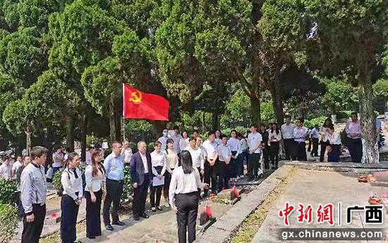 靖西市宣传文化系统以主题活动日推进党史学习教育