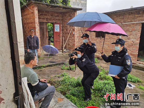 梧州龙圩户政“四个一”工作机制为民服务履承诺