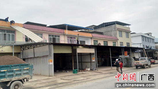 桂林灵川县大圩镇漓东沿线乱搭乱盖整治取得成效