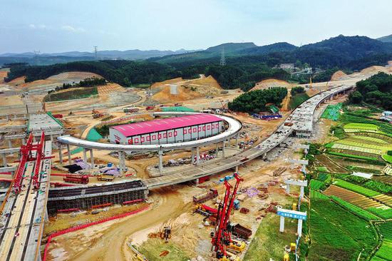 南宁：沙吴高速部分主线路床交验 计划年内建成通车