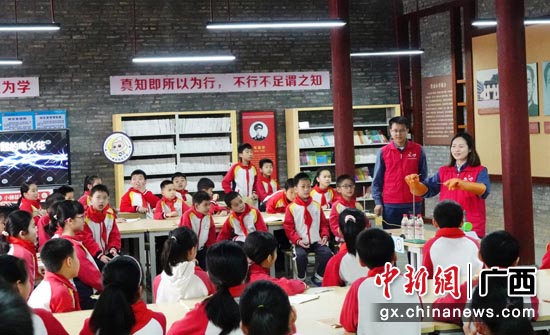“南网知行书屋”让1.7万东兰山区孩子享受优质教育资源