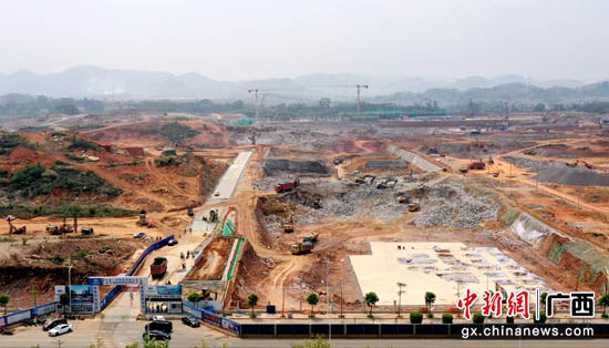 南崇城际铁路预计2022年建成 崇左南站综合体项目加紧推进