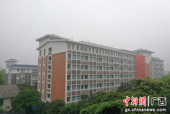 广西壮族自治区南溪山医院新住院大楼8号楼落成