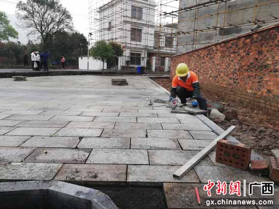 桂林叠彩区打造“三微” 把大树下的“小日子”过成诗