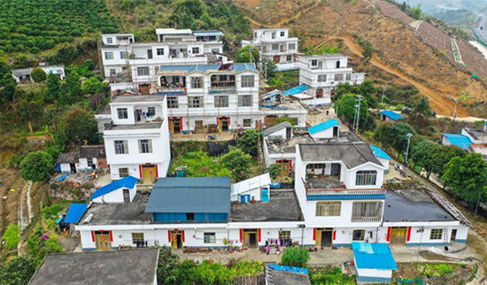 广西荔浦乡村变迁：屯屯微园景 处处新风貌