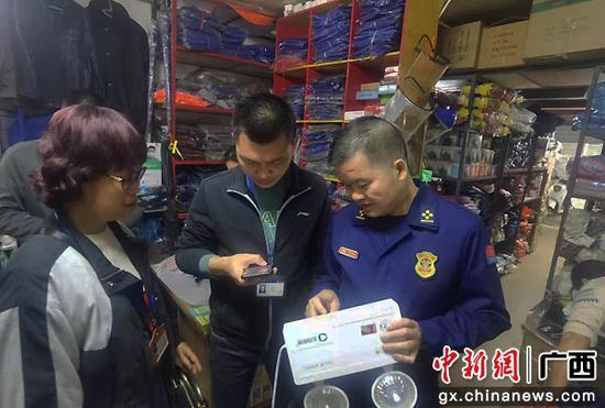 钦州开展“3•15”消防产品质量专项检查及宣传活动