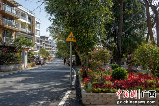 广西阳朔县乡村风貌改造经验亮相全国“两会”