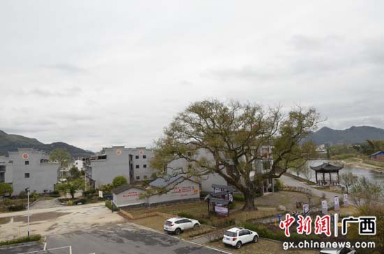 广西桂林市灵川县大圩镇开年风貌改造成效显著