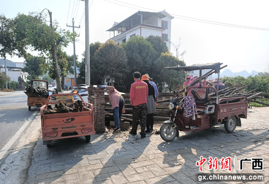 广西桂林市灵川县大圩镇开年风貌改造成效显著